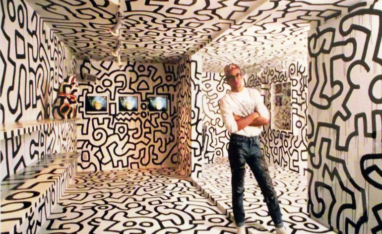 Keith Haring art - drawing room
