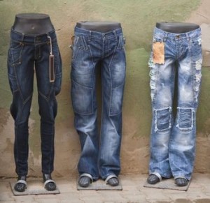 How to distress jeans
