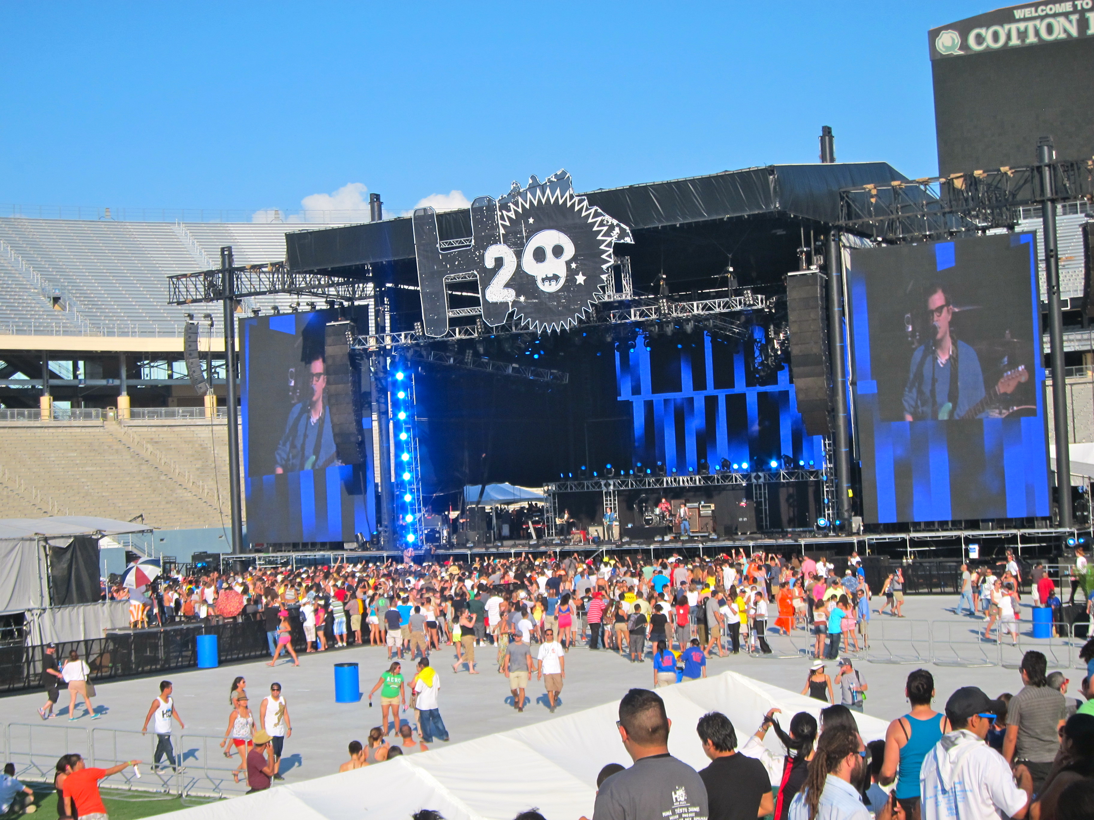 h2o music fest stage 2012 photo